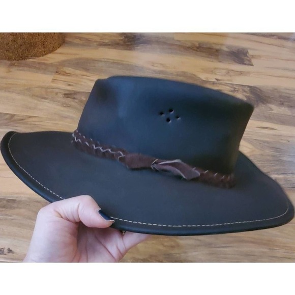 Original Aussie bush leather cowboy hat Medium Brown. Outdoors. Outback. Country - Picture 9 of 12